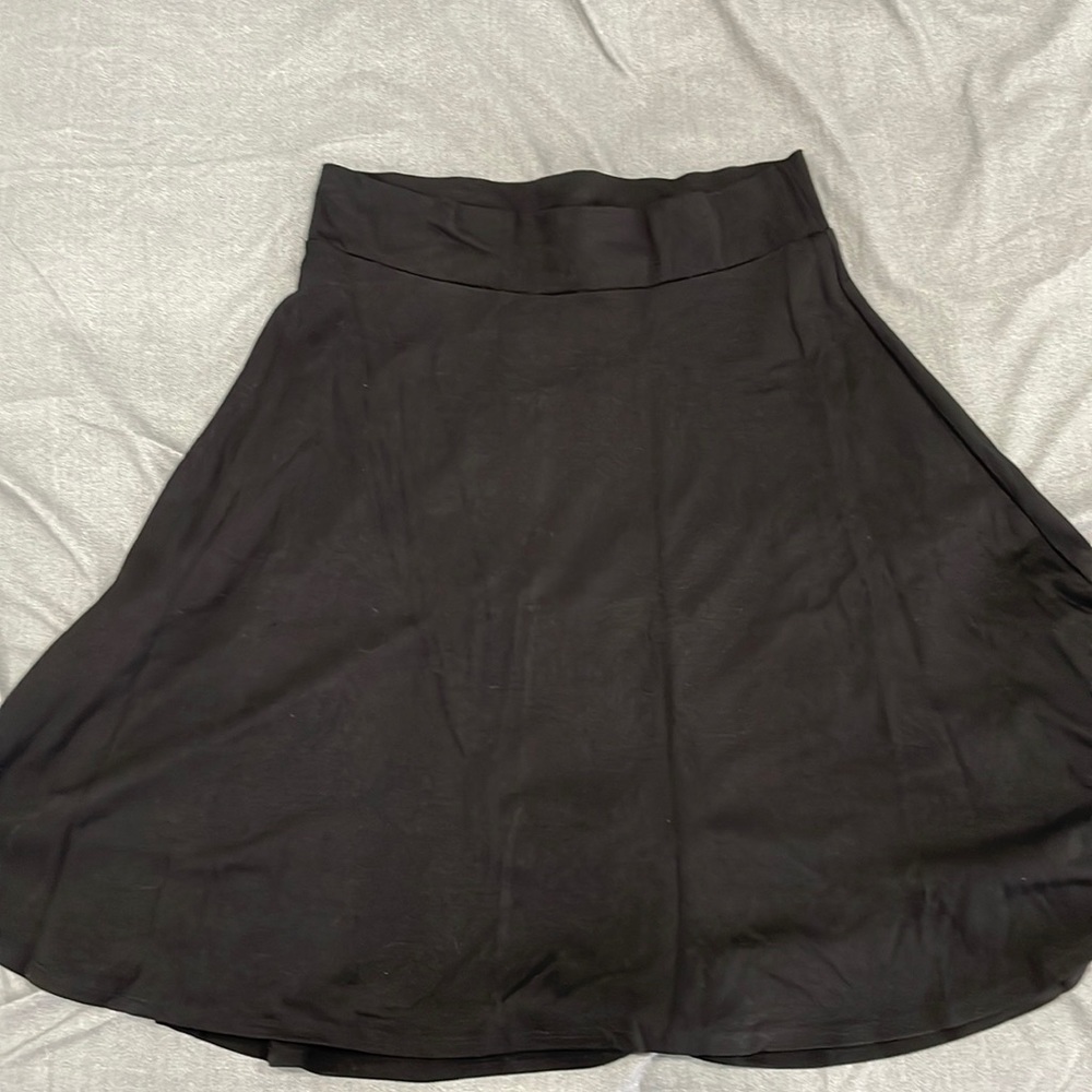 Newme XL Black Skirt